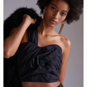 Anthropologie one shoulder cropped top 🔝